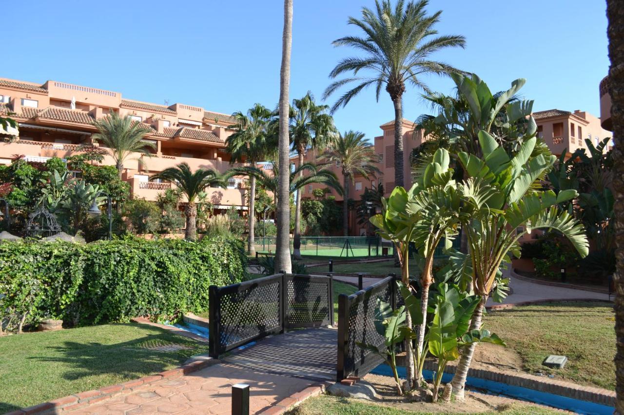 Apartementos Almerimar Golf 外观 照片